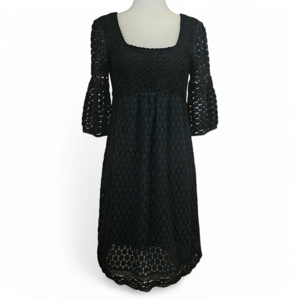 Solitaire By Ravi Khosla Crotchet Black Lined 3/4 Sleeve Mini Dress